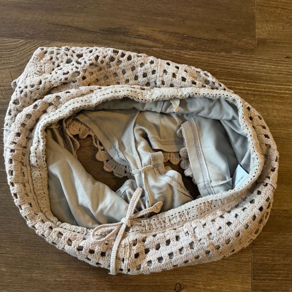 Easel Crochet Shorts Women Medium Beige Excellent Boho Floral Scalloped Festival - Picture 7 of 10